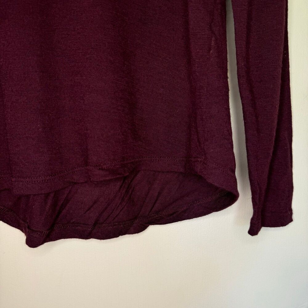 VINCE woman's size medium M Made in USA soft stretch long sleeve classic top - Picture 7 of 10